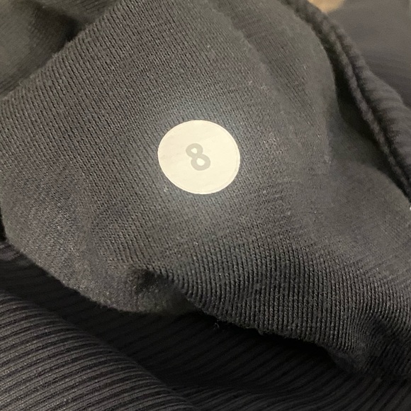 ❤️LULULEMON JACKET❤️ - Picture 4 of 8